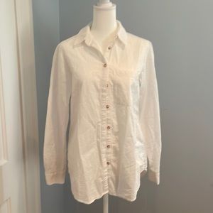Anthropologie Xs 100 cotton long sleeved white button down blouse